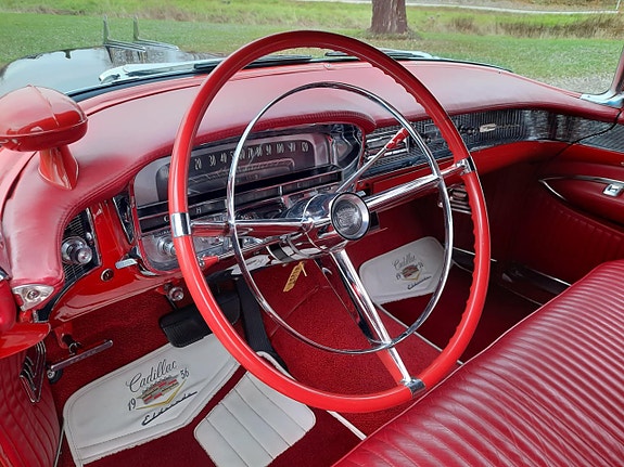 Cadillac Eldorado Biarritz 24 of 27