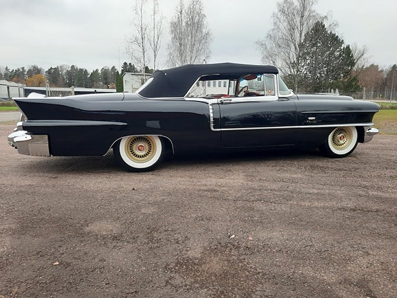 Cadillac Eldorado Biarritz 5 of 27