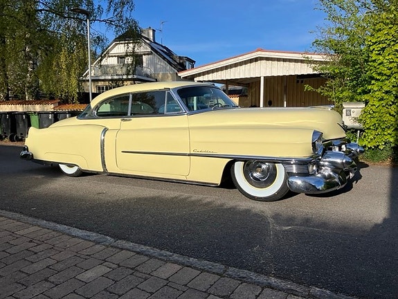 Cadillac Coupé DeVille 6 of 25