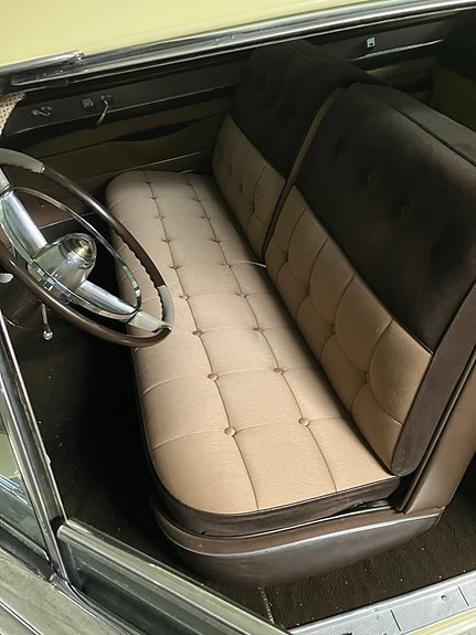 Cadillac Coupé DeVille 17 of 25