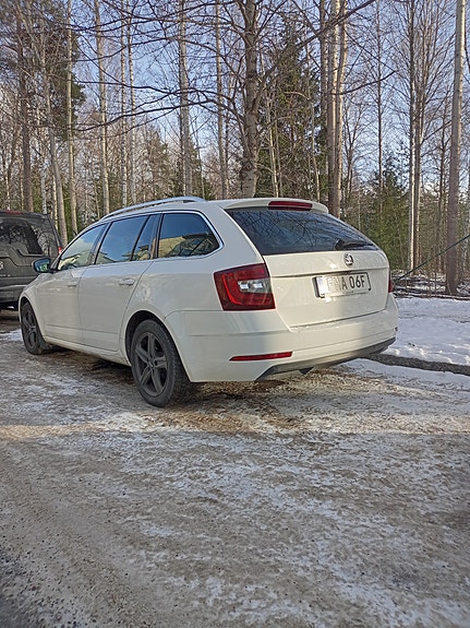 Skoda Octavia 4 of 5