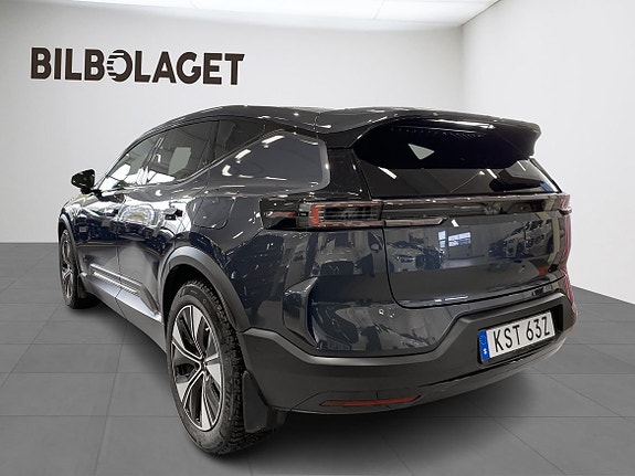 Polestar 3 4 of 13