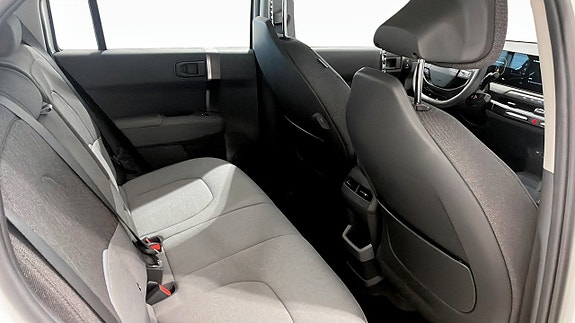 Kia EV3 10 of 12