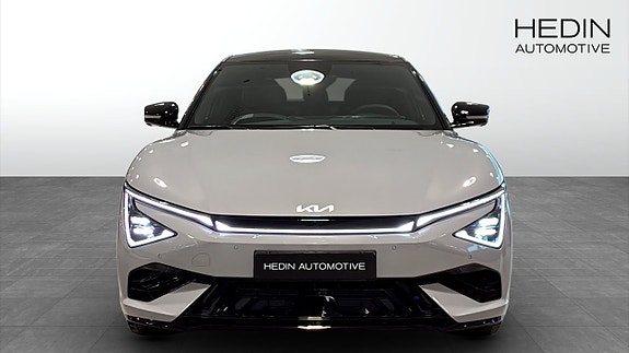 Kia EV6 10 of 13