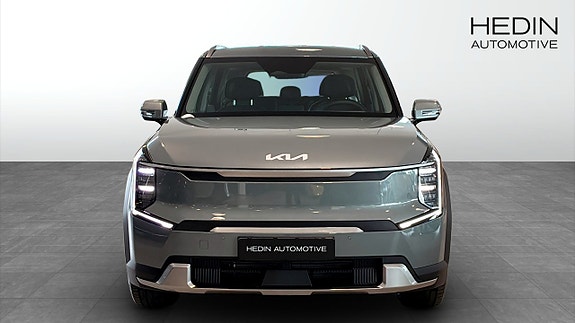 Kia EV9 7 of 14