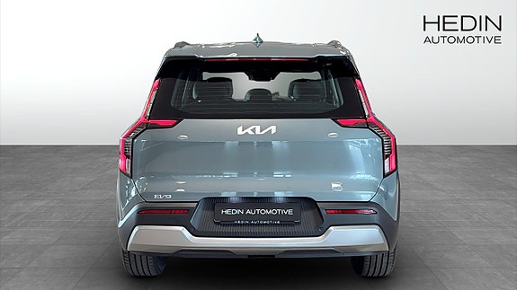 Kia EV9 3 of 14