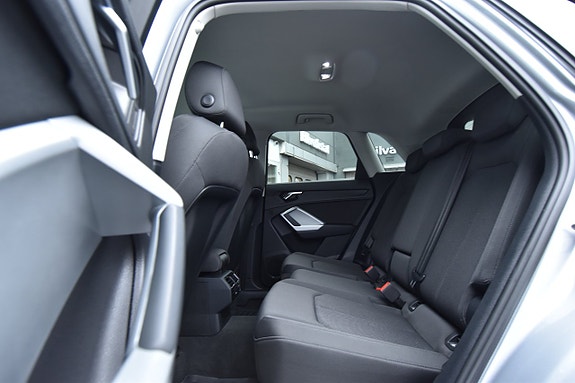 Audi Q3 11 of 29