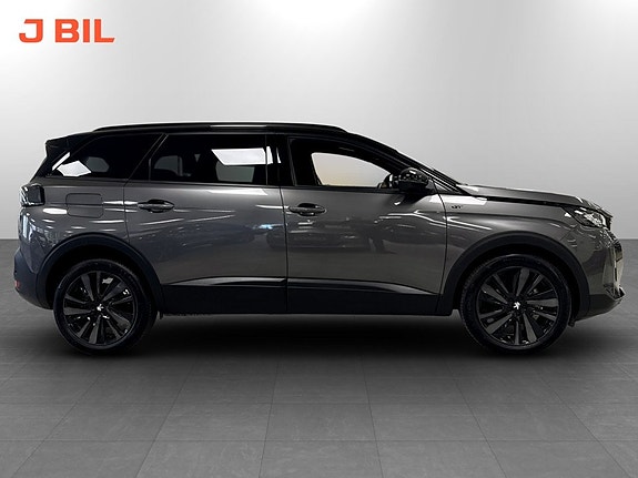 Peugeot 5008 16 of 18