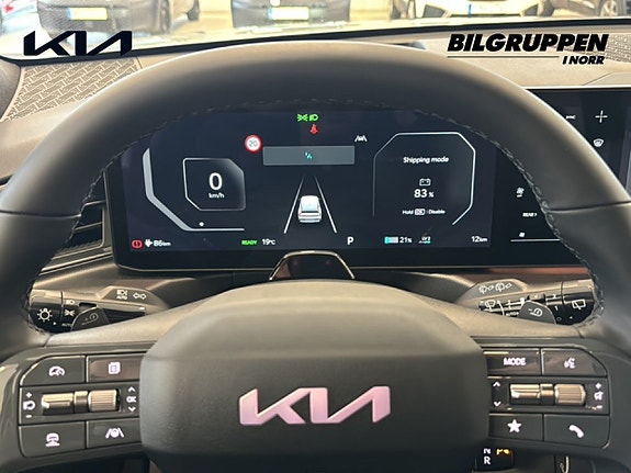 Kia EV9 10 of 17