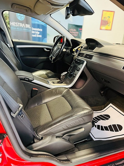 Volvo V70 20 of 23