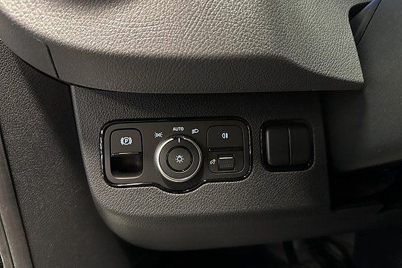Mercedes-Benz Sprinter 411 18 of 19