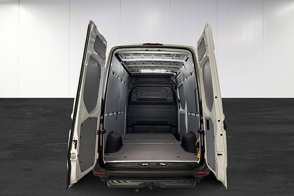 Mercedes-Benz Sprinter 411 9 of 19