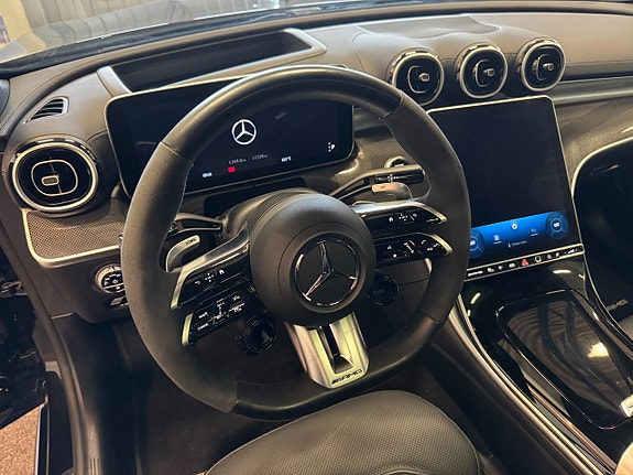 Mercedes-Benz C63 20 of 30