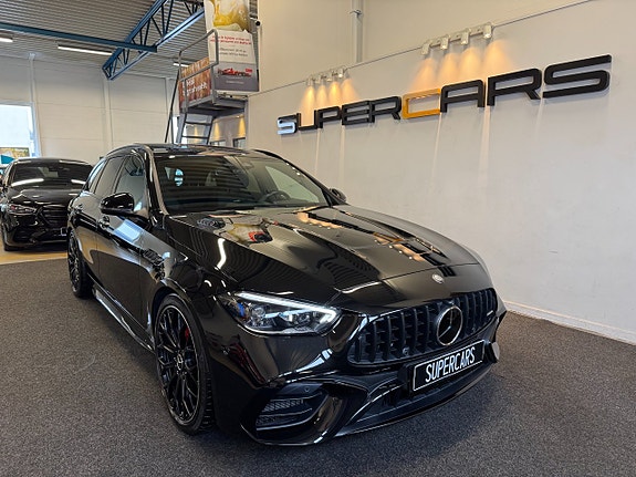 Mercedes-Benz C63 2 of 5