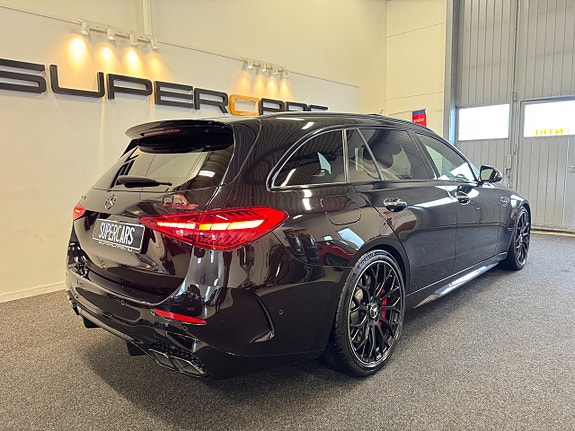 Mercedes-Benz C63 5 of 5