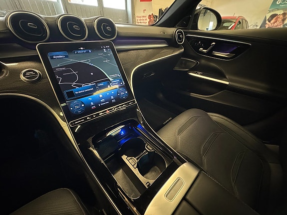 Mercedes-Benz C63 21 of 30