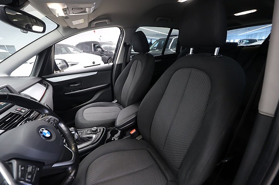 BMW 218 18 of 23