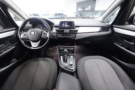 BMW 218 15 of 23
