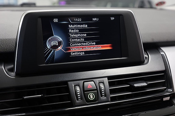 BMW 218 23 of 23