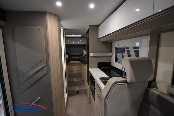Adria COMPACT SUPREME DL 8 of 13