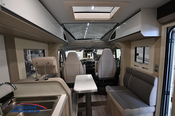 Adria COMPACT SUPREME DL 10 of 13