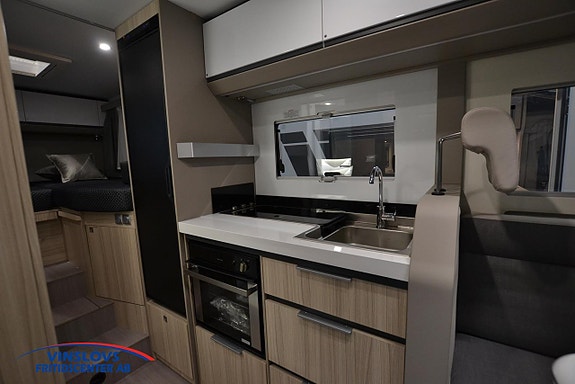 Adria COMPACT SUPREME DL 9 of 13