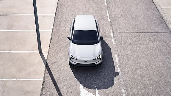 Volvo EX30 18 of 19