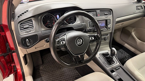 Volkswagen Golf VII 8 of 14