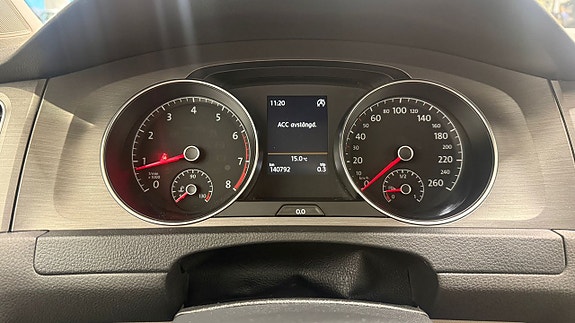 Volkswagen Golf VII 12 of 14
