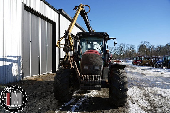 Valtra N101 3 of 5