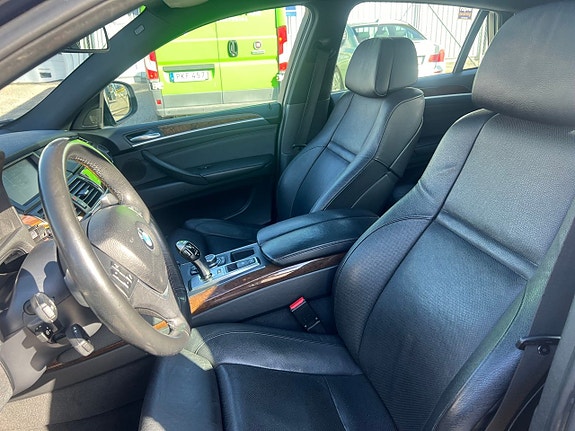BMW X6 11 of 29