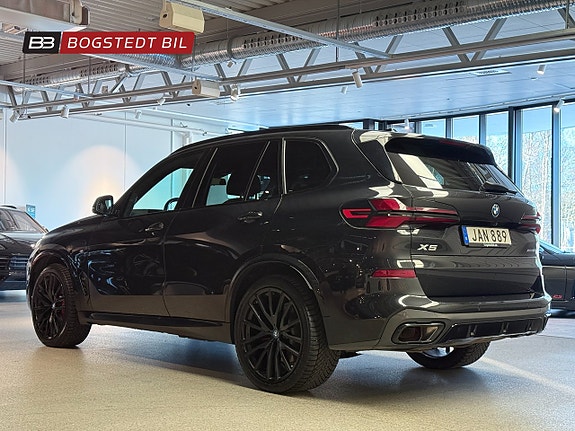 BMW X5 4 of 26