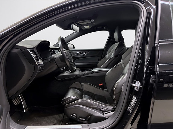 Volvo S60 8 of 19