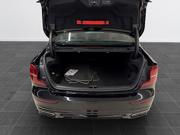 Volvo S60 18 of 19