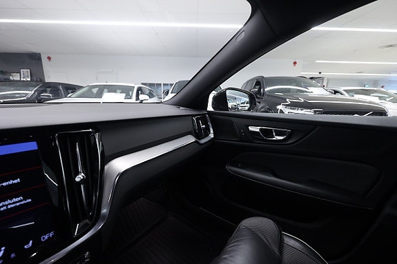 Volvo S60 18 of 22
