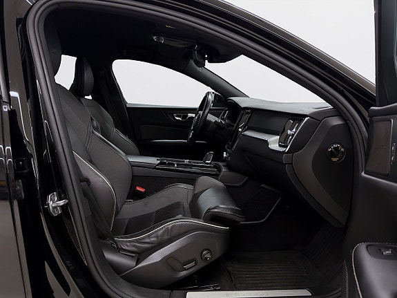 Volvo S60 16 of 17