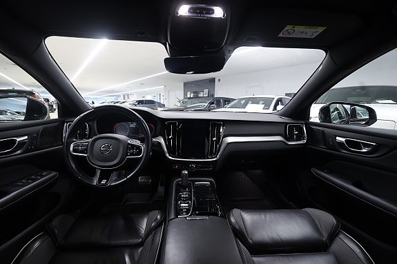 Volvo S60 11 of 22