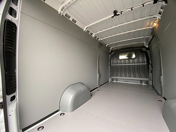 Peugeot Boxer 18 of 30