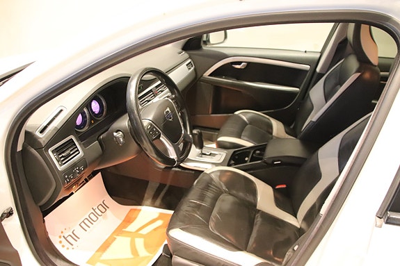 Volvo V70 10 of 14