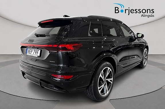 Audi Q6 e-tron 3 of 5