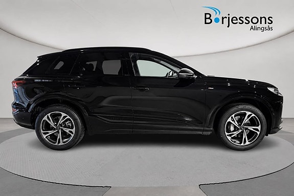 Audi Q6 e-tron 2 of 5