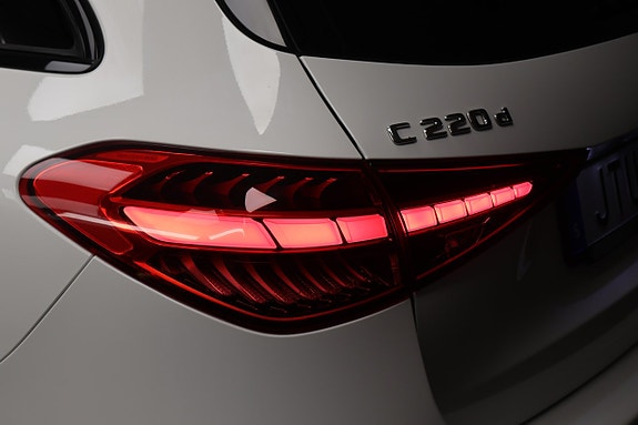 Mercedes-Benz C220 d 9 of 25