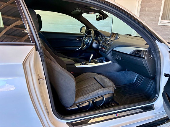 BMW 220d 10 of 12