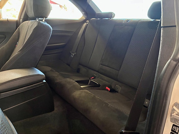 BMW 220d 11 of 12