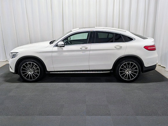 Mercedes-Benz GLC220 d 2 of 5
