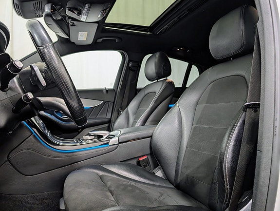 Mercedes-Benz GLC220 d 13 of 18