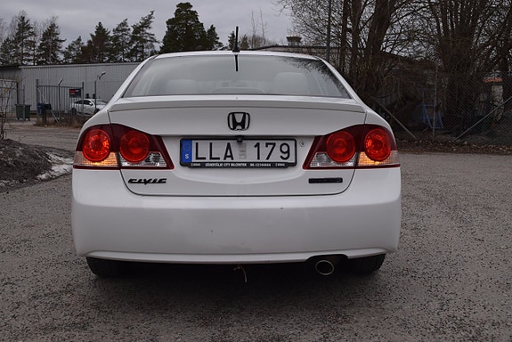 Honda Civic 4 of 5