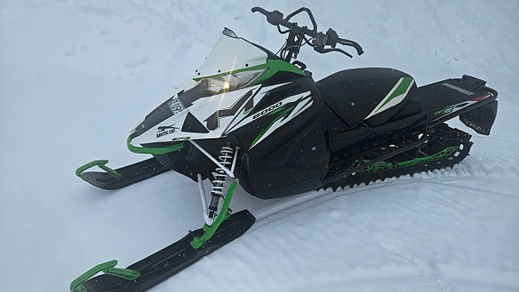 Arctic Cat M6000 153" -18