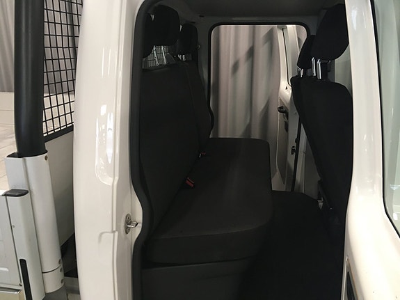 Volkswagen Transporter 4 of 18