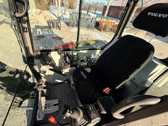Minigrävare Volvo ECR40F med rototilt 7 of 12